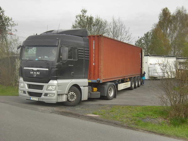 LKW aus Hamburg Hafen